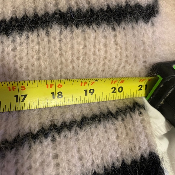 New Tuckernuck Pomandere Mohair sweater beige gorgeous stripes alternate - Picture 12 of 14